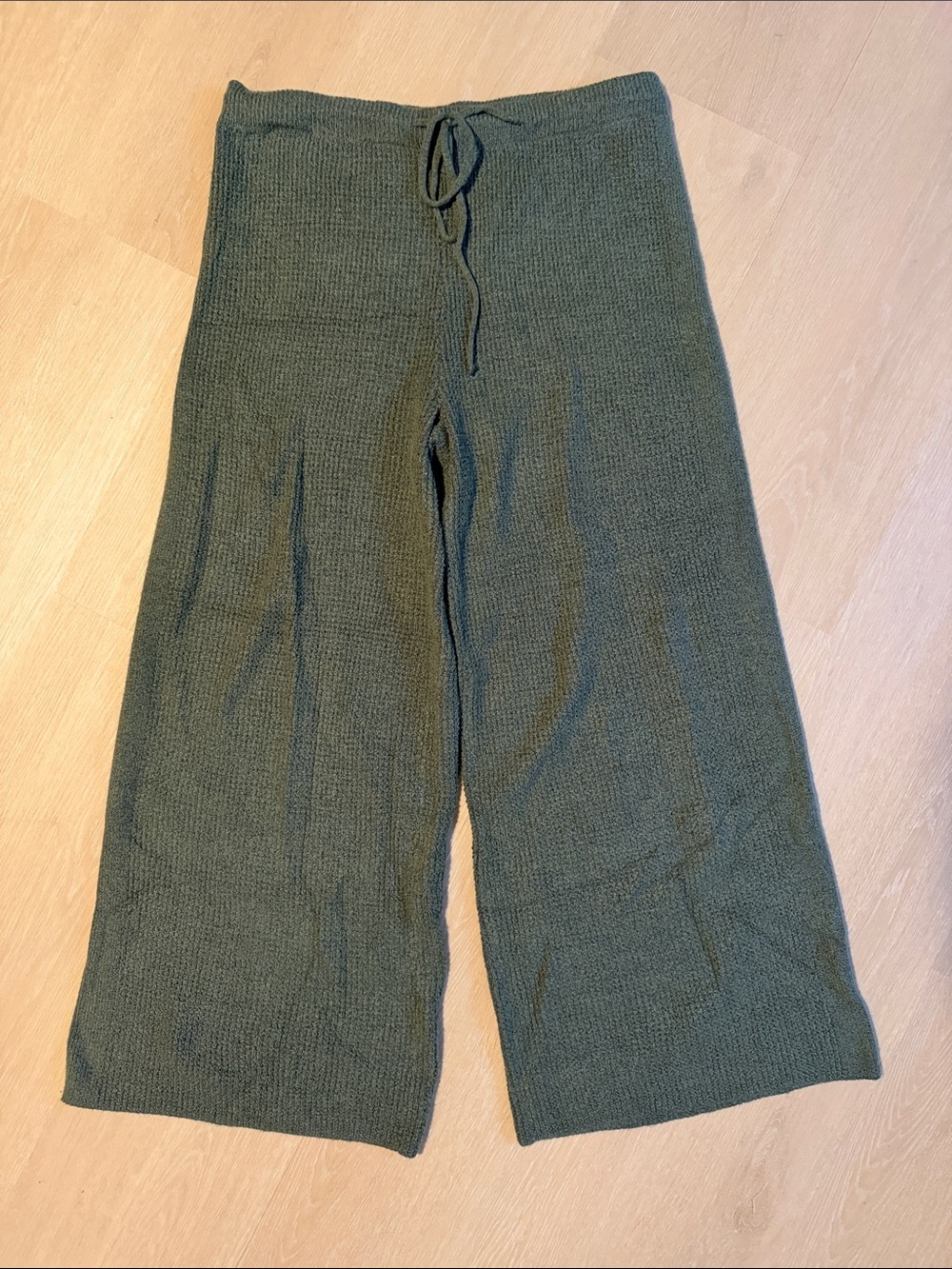 NWT Aerie Green Knit Wide Leg Drawstring Pants size Large Short